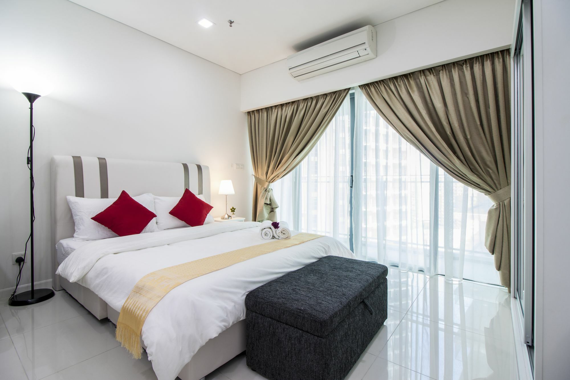 Summer Suites By Plush Kuala Lumpur Exterior foto